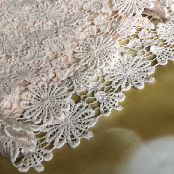 COPY - Zara cream lace skorts - Picture 2 of 5